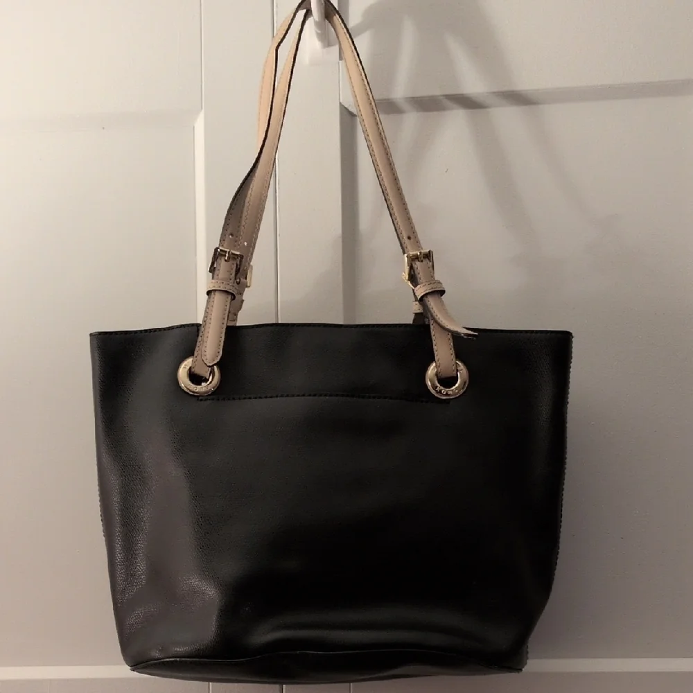 Michael Kors Black and Tan Tote Bag